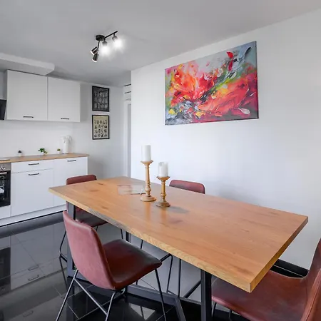 Nibelungen Apartment